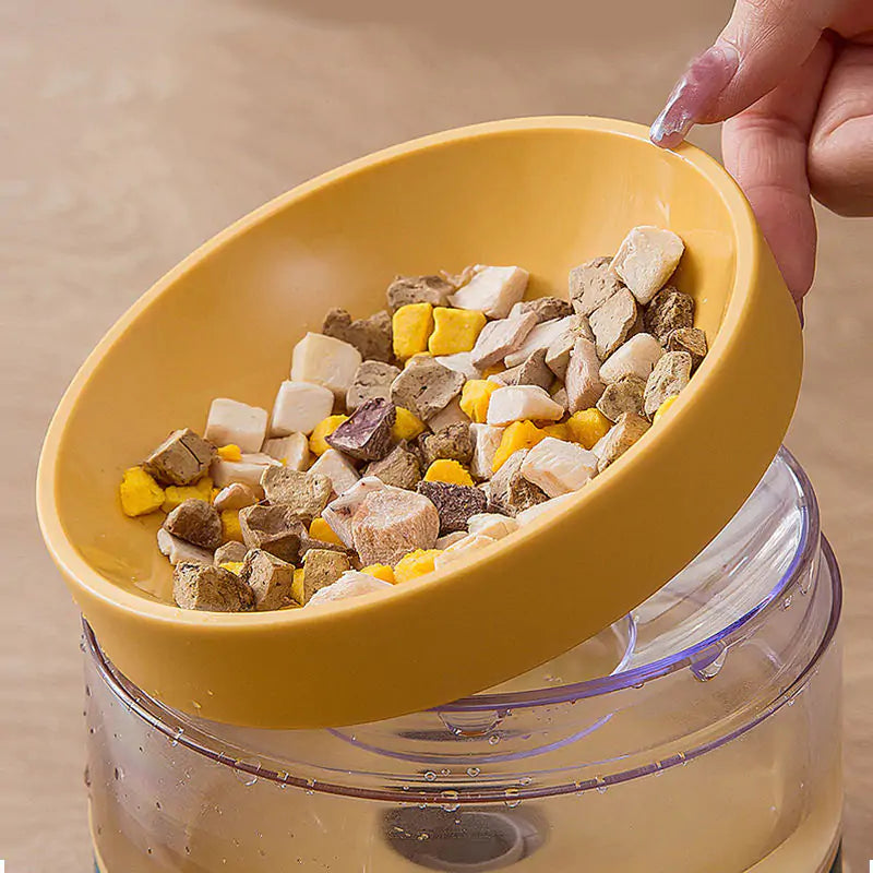 Spill-Proof Pet Drinking Water & Feeding Bowl - Keep Your Floors Clean and Your Pets Happy!